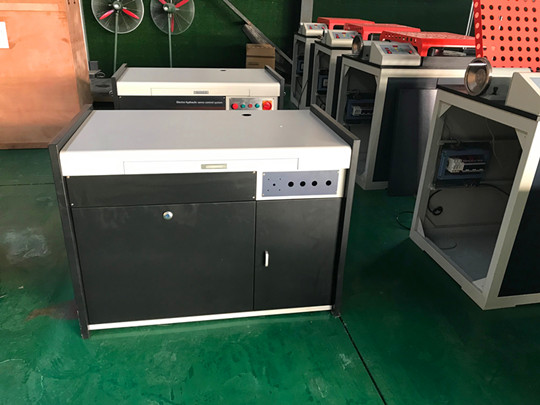 如何選擇電子萬能試驗(yàn)機(jī)廠家